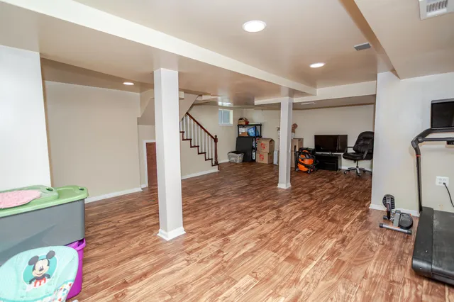 a view of livingroom with furniture and wooden floor