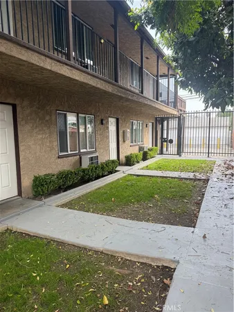 $1,450 | 1880 Pine Avenue, Unit 9, Long Beach, CA 90806