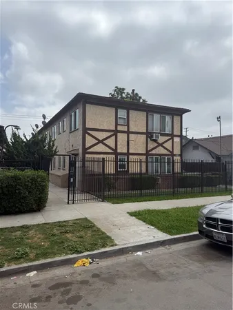 $1,450 | 1880 Pine Avenue, Unit 9, Long Beach, CA 90806