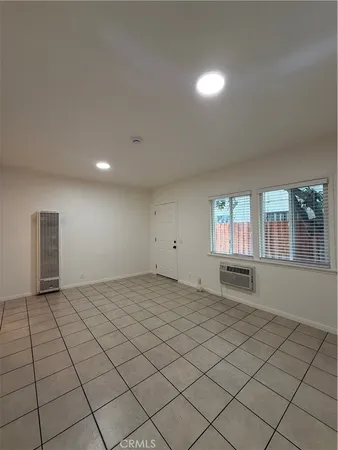 $1,450 | 1880 Pine Avenue, Unit 9, Long Beach, CA 90806