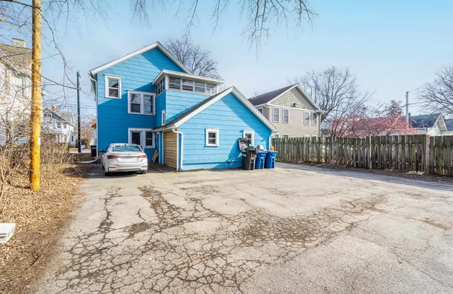 $230,000 | 907 Jackson Street, Oshkosh, WI 54901