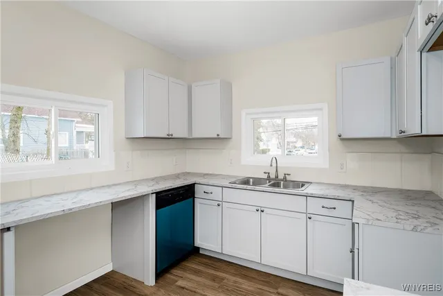 $214,900 | 386 Esser Avenue, Buffalo, NY 14207