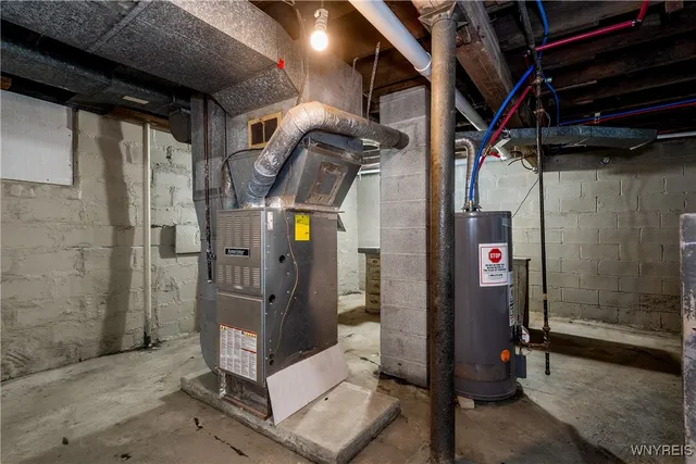 $214,900 | 386 Esser Avenue, Buffalo, NY 14207