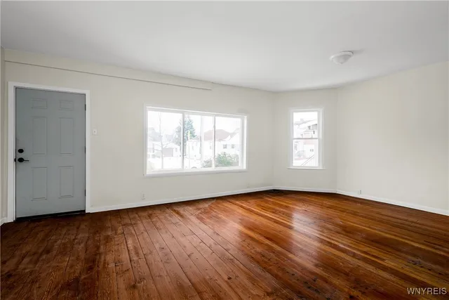 $214,900 | 386 Esser Avenue, Buffalo, NY 14207