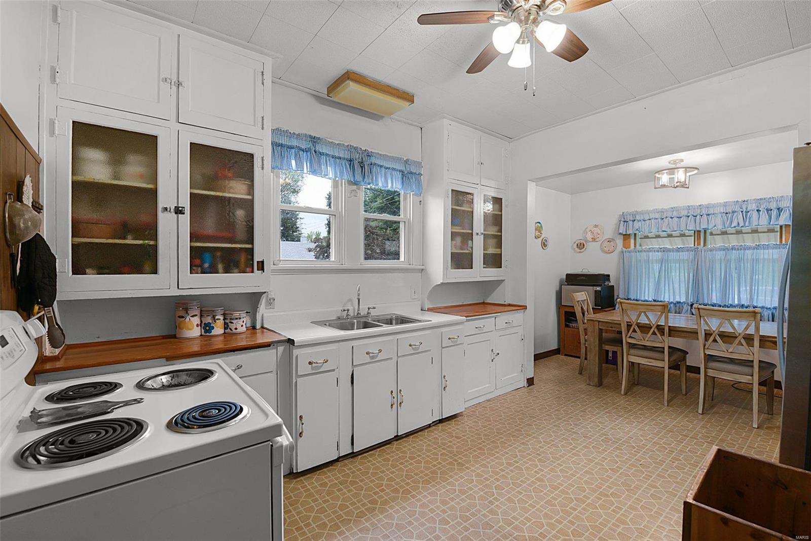 1219 Troy Road Edwardsville, IL 62025 - Photo 18 of 28 Gallery Image 18