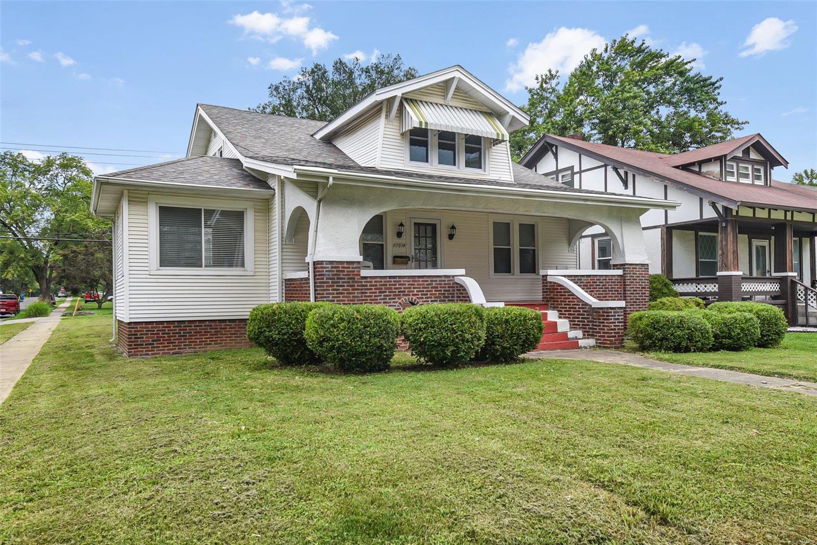1219 Troy Road Edwardsville, IL 62025 - Photo 3 of 28 Gallery Image 3