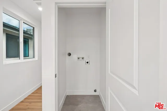 $998,800 | 10422 Graham Avenue, Los Angeles, CA 90002