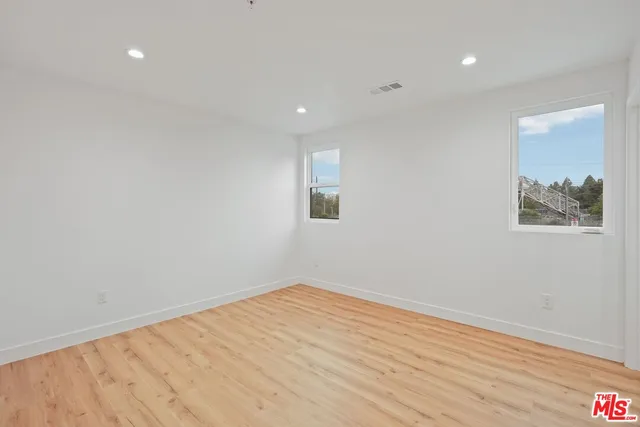 $998,800 | 10422 Graham Avenue, Los Angeles, CA 90002