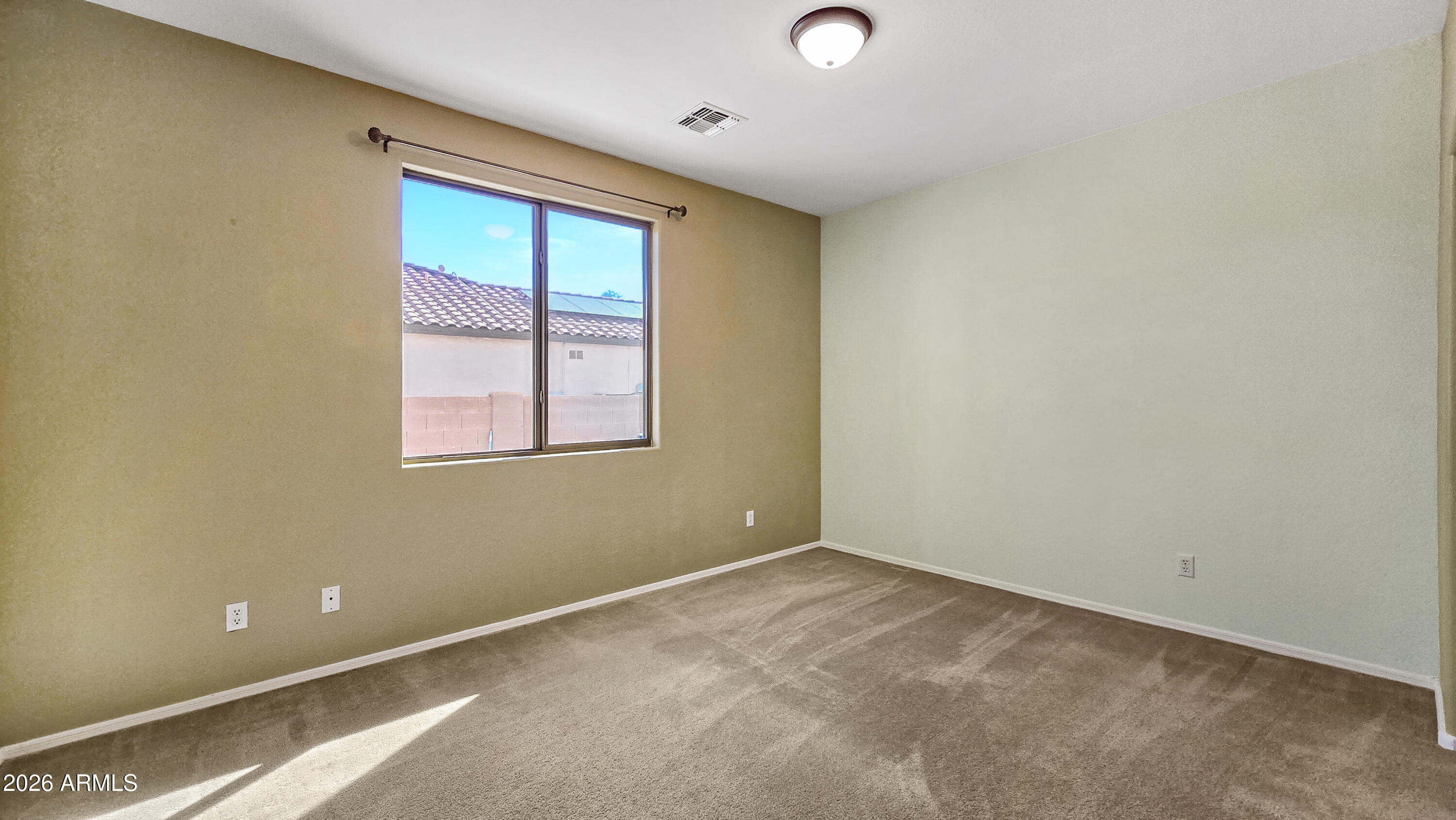 14226 West Wethersfield Road Surprise, AZ 85379 - Photo 23 of 57 20260209_110212