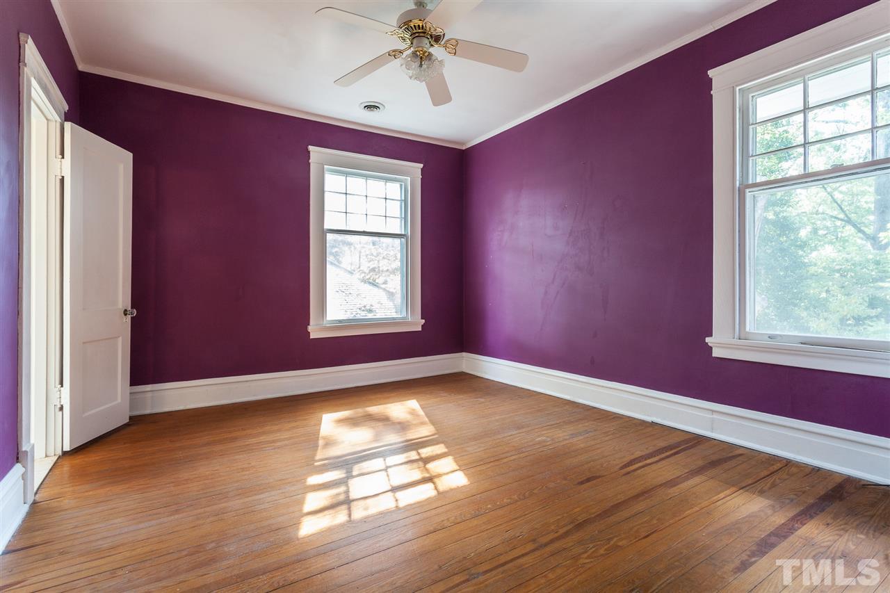 117 Forest Road Raleigh, NC 27605 - Photo 20 of 30