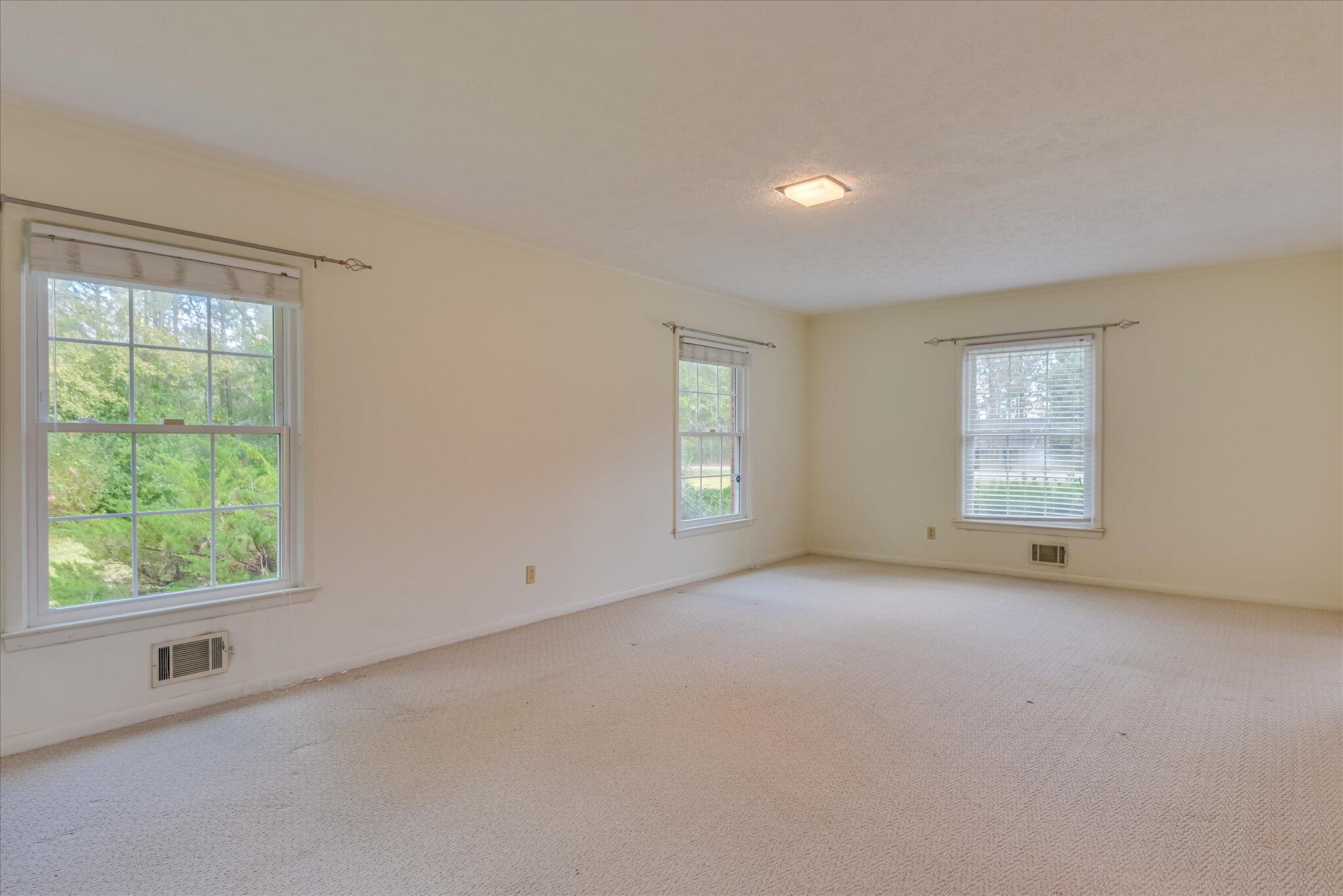 1529 Pine Log Road Aiken, SC 29803 - Photo 10 of 46 Gallery Image 10