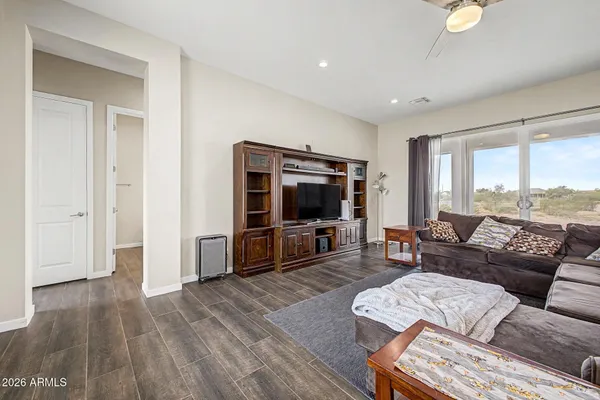 $500,000 | 28308 North 225th Avenue, Wittmann, AZ 85361