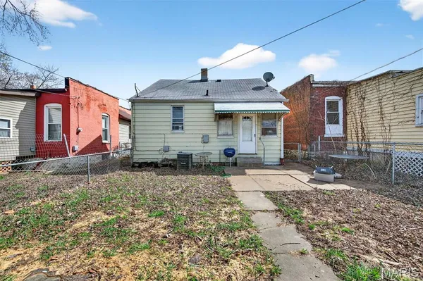 $80,000 | 7331 Vermont Avenue, St. Louis, MO 63111
