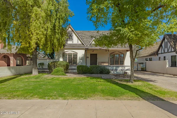 $699,000 | 910 West Portland Street, Phoenix, AZ 85007