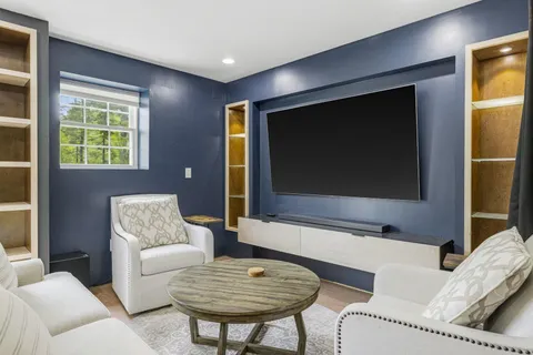 $714,900 | 42 Stocklan Circle, Dover, NH 03820