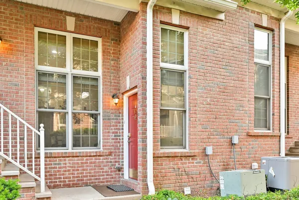 $4,850 | 375 Kingston Court, Unit 375, West New York, NJ 07093