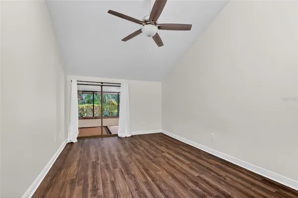 $282,000 | 301 Clusterwood Drive, Yalaha, FL 34797