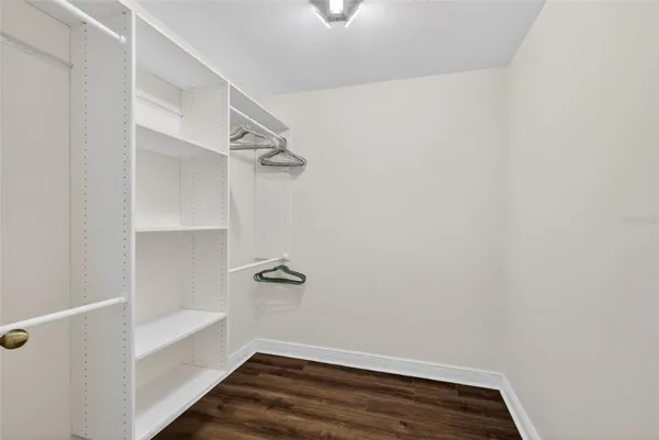 $282,000 | 301 Clusterwood Drive, Yalaha, FL 34797