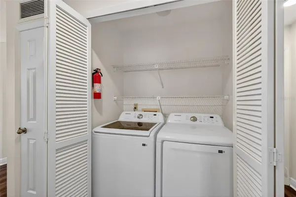 $282,000 | 301 Clusterwood Drive, Yalaha, FL 34797