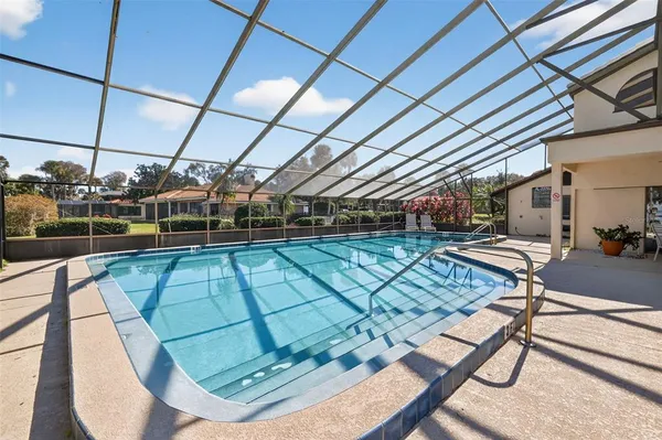 $282,000 | 301 Clusterwood Drive, Yalaha, FL 34797