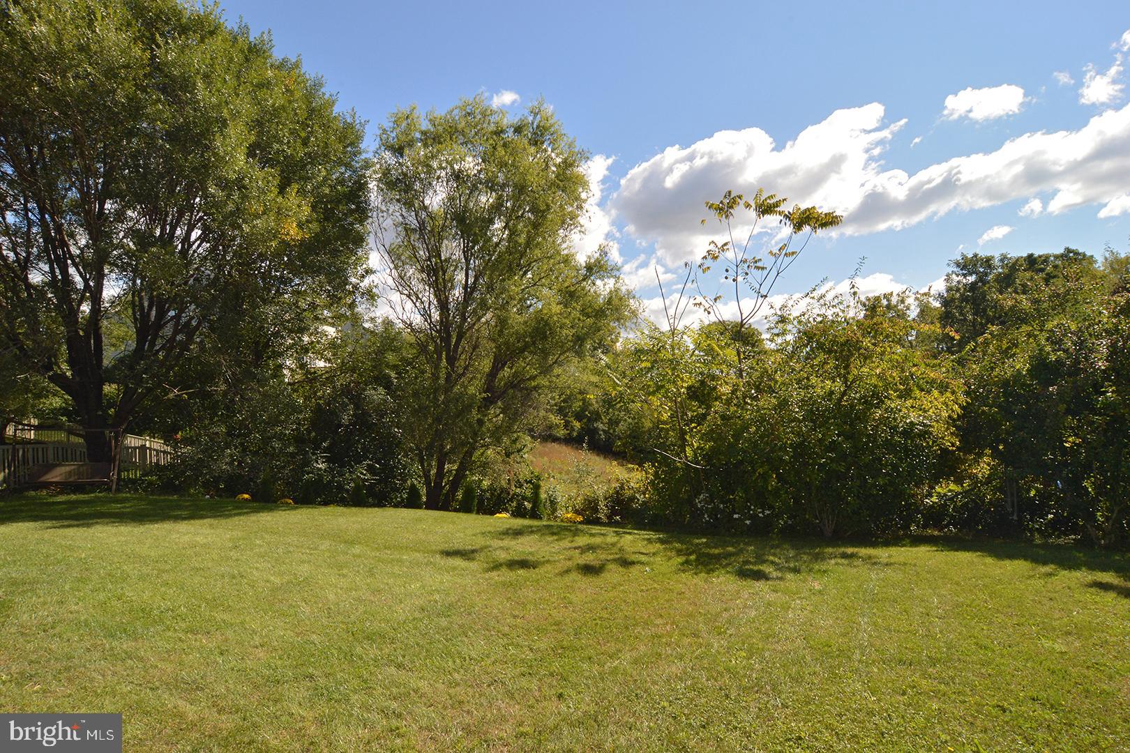 1109 Crest Road Leesport, PA 19533 - Photo 54 of 55 Gallery Image 54