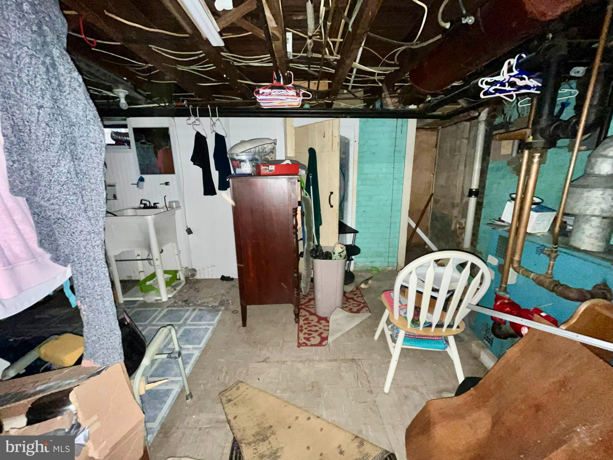 32 Township Road Baltimore, MD 21222 - Photo 13 of 16 a view of a chairs in kitchen and an empty room