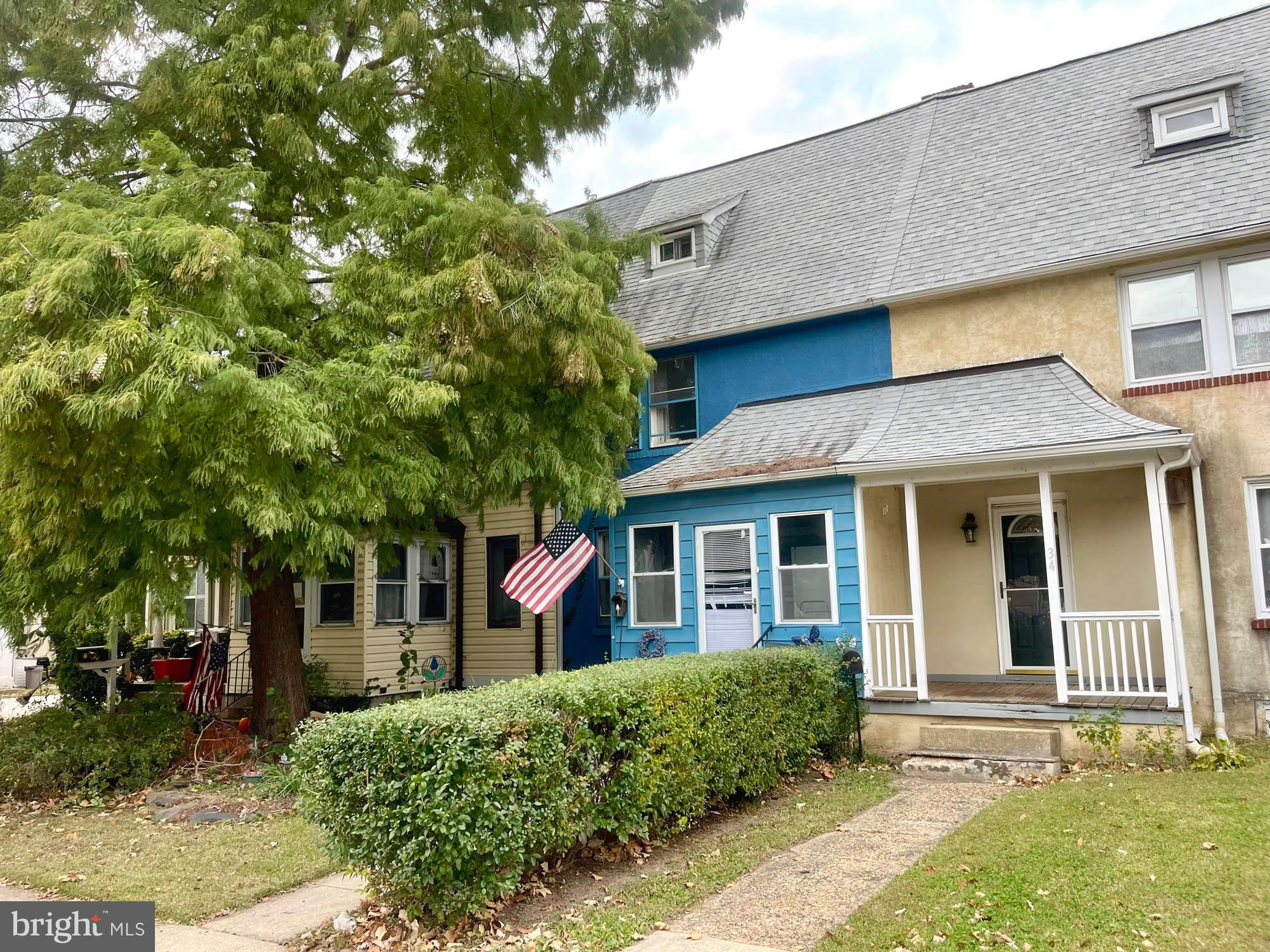 32 Township Road Baltimore, MD 21222 - Photo 2 of 16 a front view of a house with a yard