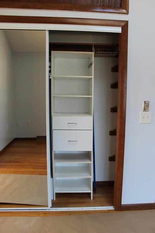 225 Corona Street Springfield, MA 01104 - Photo 13 of 24 Gallery Image 13
