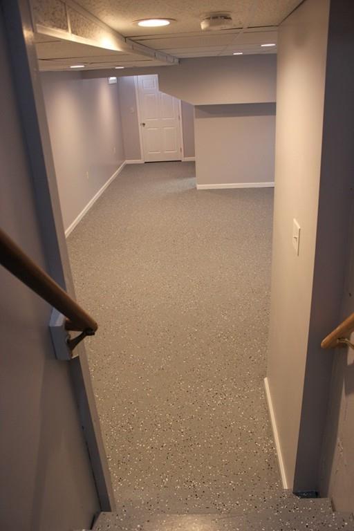 225 Corona Street Springfield, MA 01104 - Photo 18 of 24 Gallery Image 18
