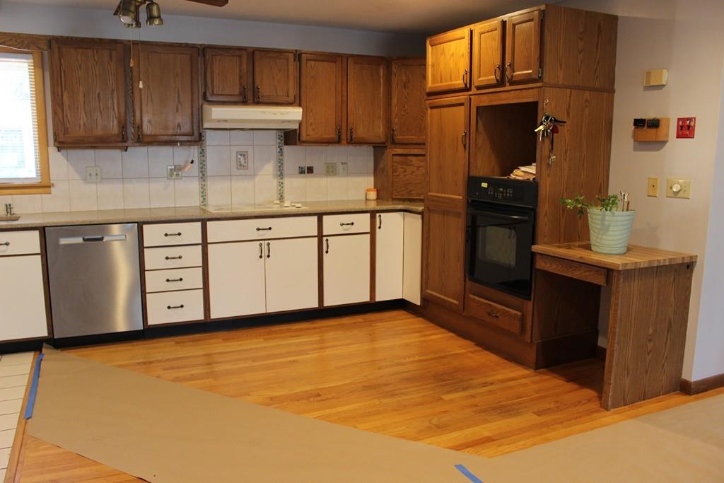 225 Corona Street Springfield, MA 01104 - Photo 2 of 24 Gallery Image 2