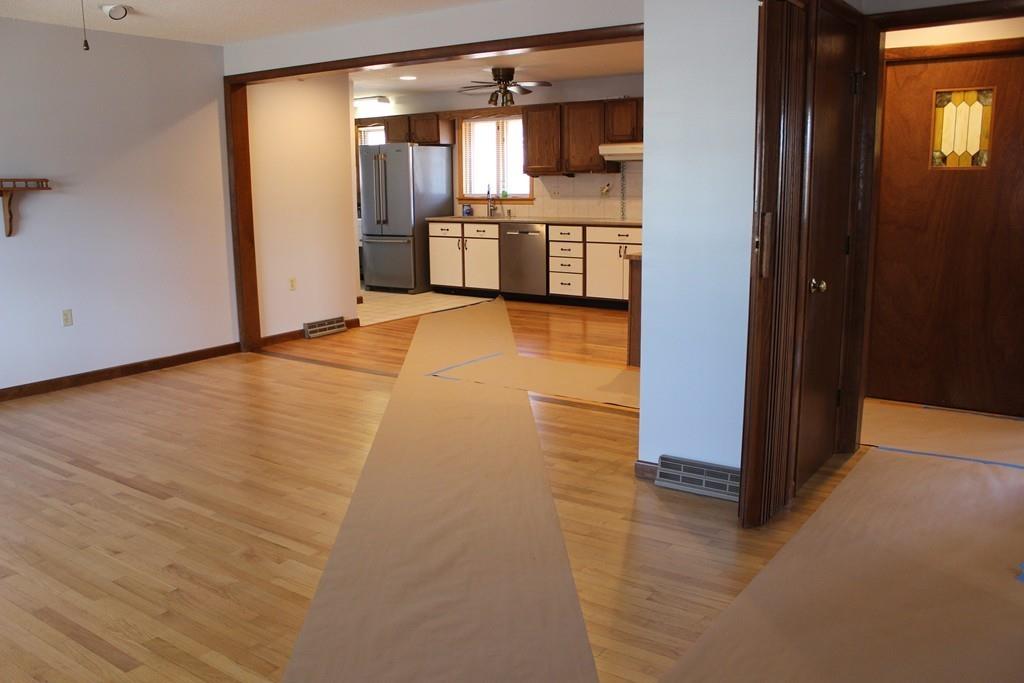 225 Corona Street Springfield, MA 01104 - Photo 6 of 24 Gallery Image 6