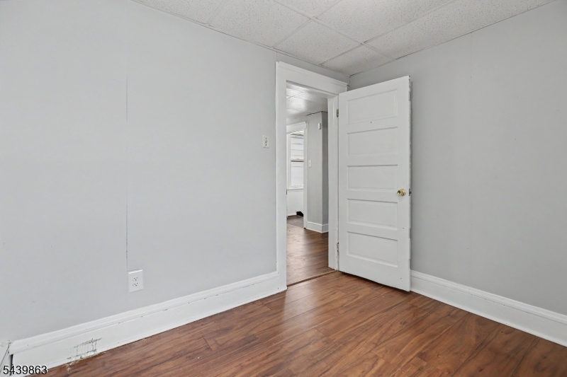 738 Edgar Road Elizabeth, NJ 07202 - Photo 14 of 23 Gallery Image 14