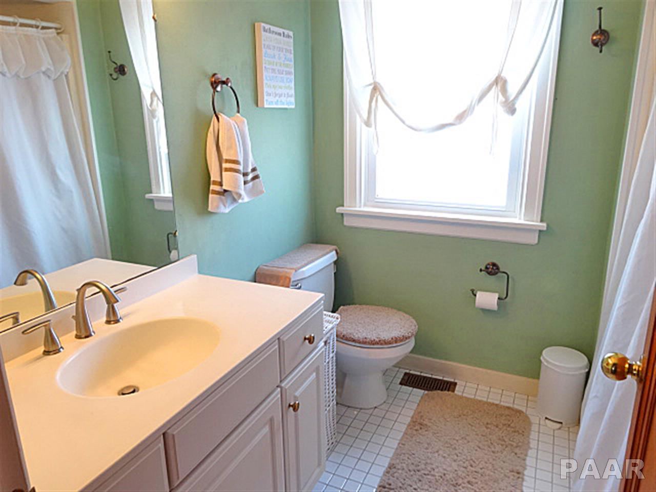 1405 West Circle Road Peoria, IL 61604 - Photo 13 of 17 Gallery Image 13