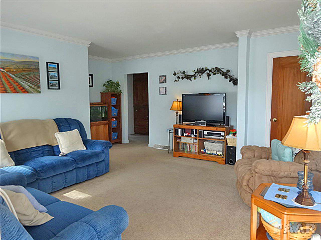 1405 West Circle Road Peoria, IL 61604 - Photo 5 of 17 Gallery Image 5