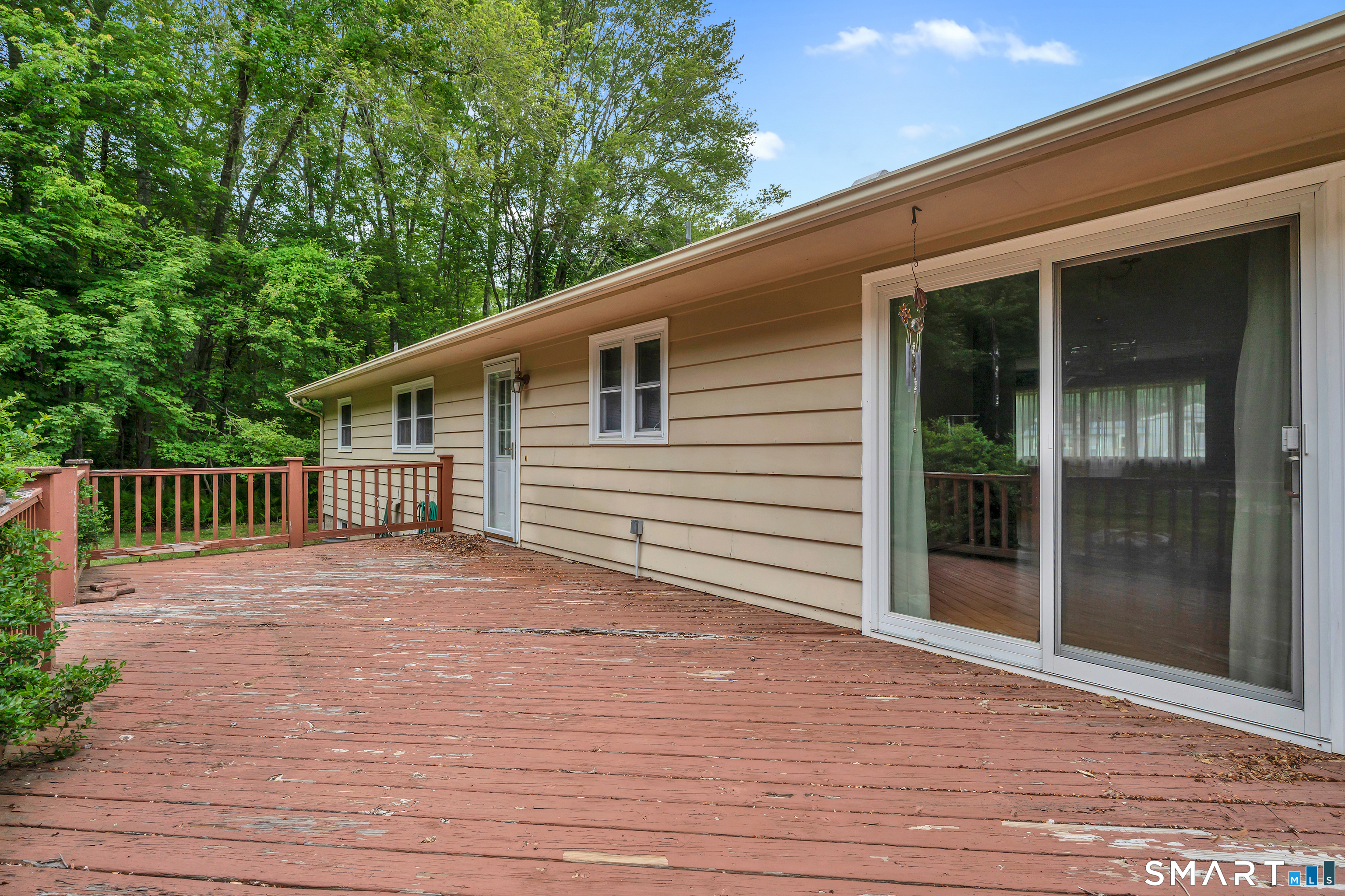 688 Raymond Hill Road Montville, CT 06370 - Photo 8 of 40