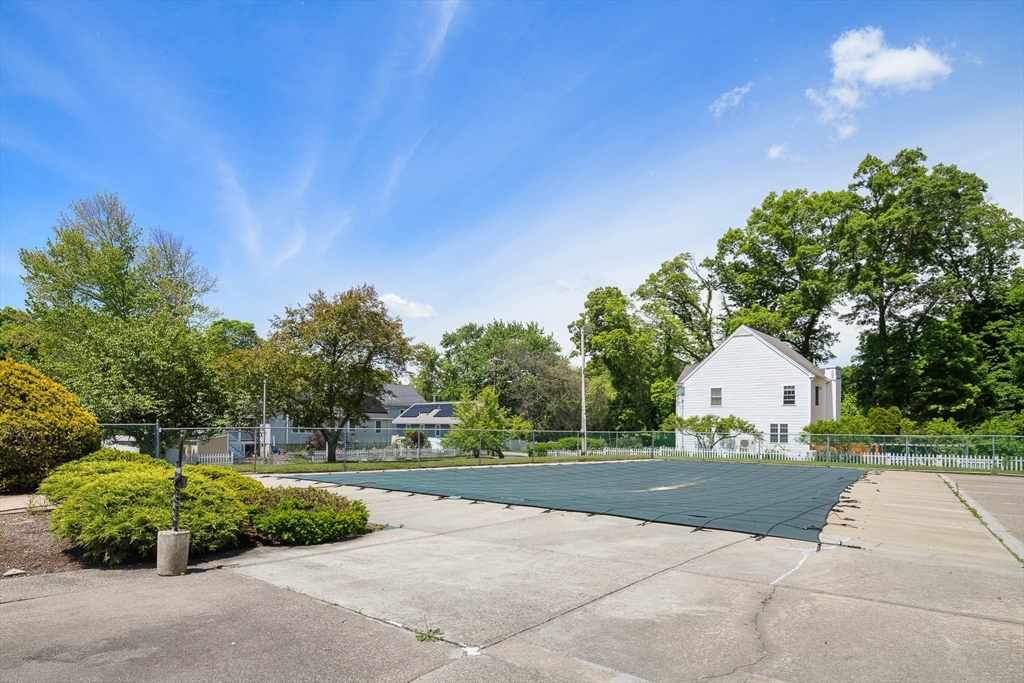 9 Weld Street, Unit 14 Framingham, MA 01702 - Photo 15 of 15