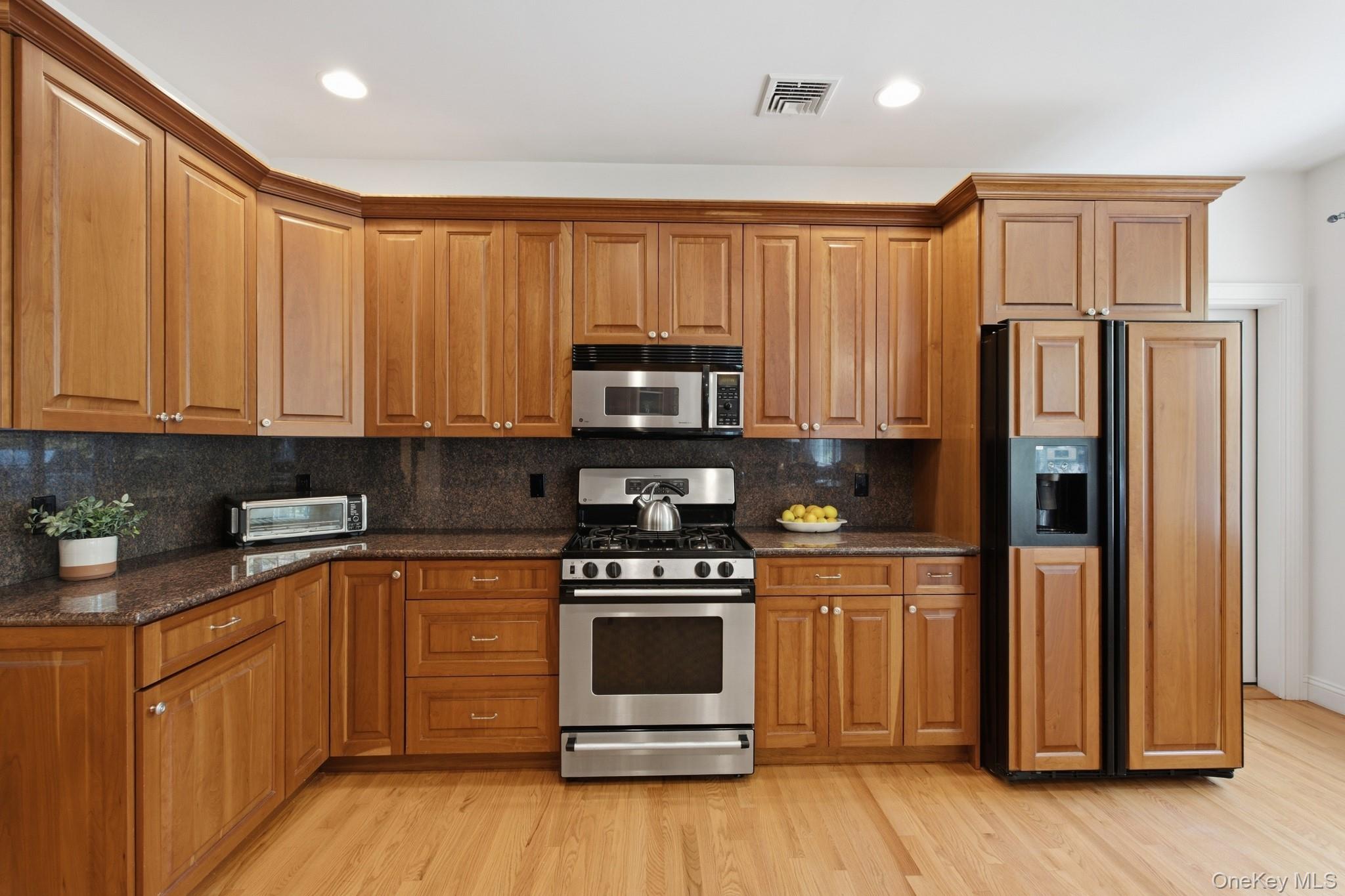 115 Pinesbridge Road Ossining, NY 10562 - Photo 10 of 38 Gallery Image 10