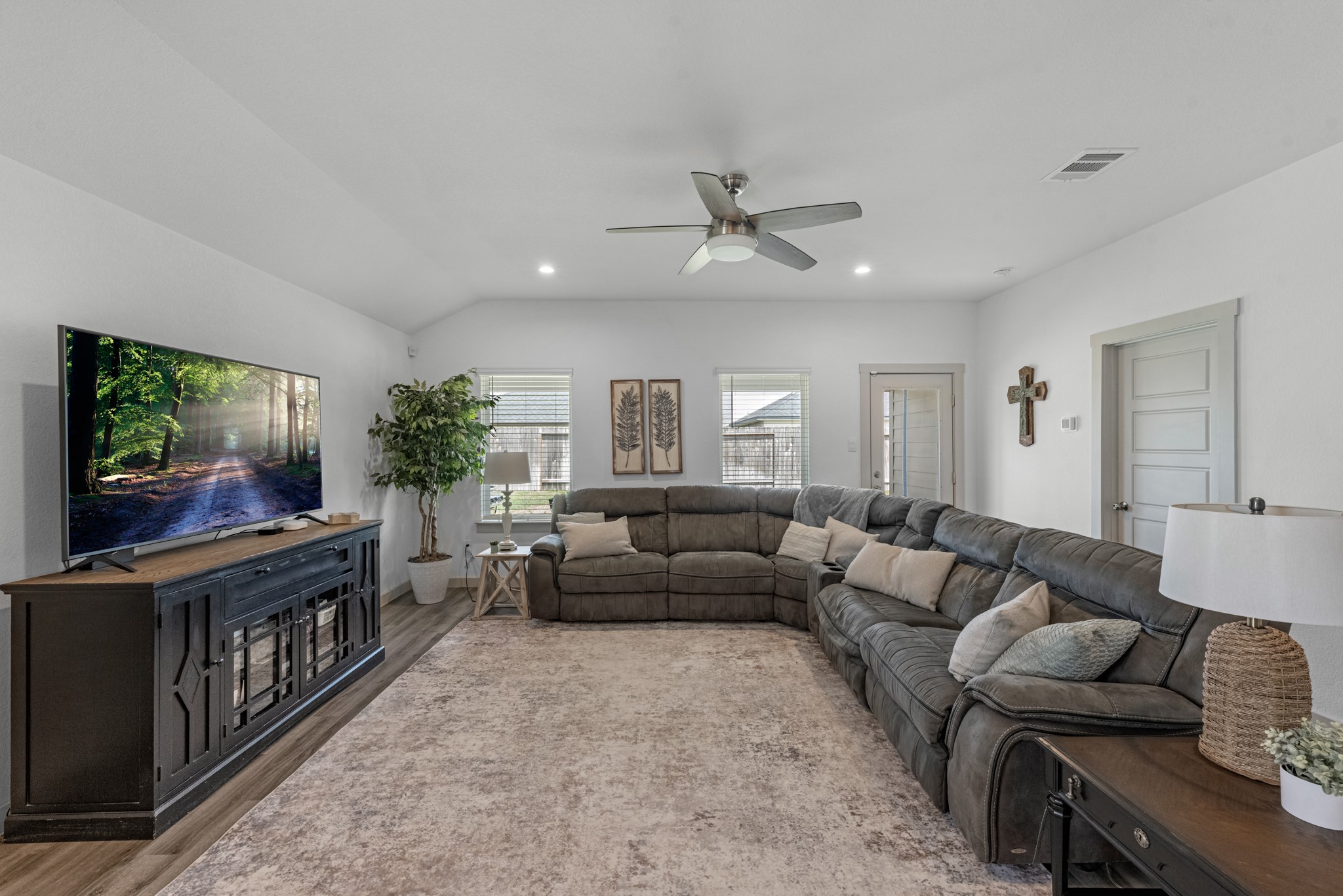 923 Kinder Sky Lane Rosharon, TX 77583 - Photo 9 of 37