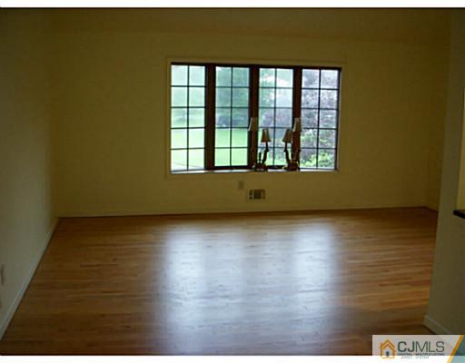 7 Marvin Road Monmouth Junction, NJ 08852 - Photo 13 of 25 Gallery Image 13