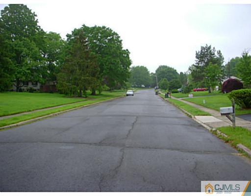 7 Marvin Road Monmouth Junction, NJ 08852 - Photo 5 of 25 Gallery Image 5