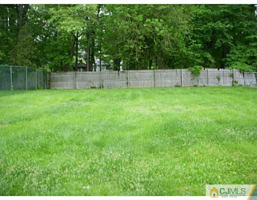 7 Marvin Road Monmouth Junction, NJ 08852 - Photo 6 of 25 Gallery Image 6