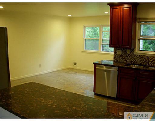 7 Marvin Road Monmouth Junction, NJ 08852 - Photo 9 of 25 Gallery Image 9