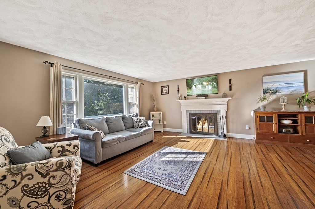 31 Longbow Road Danvers, MA 01923 - Photo 12 of 37 Gallery Image 12