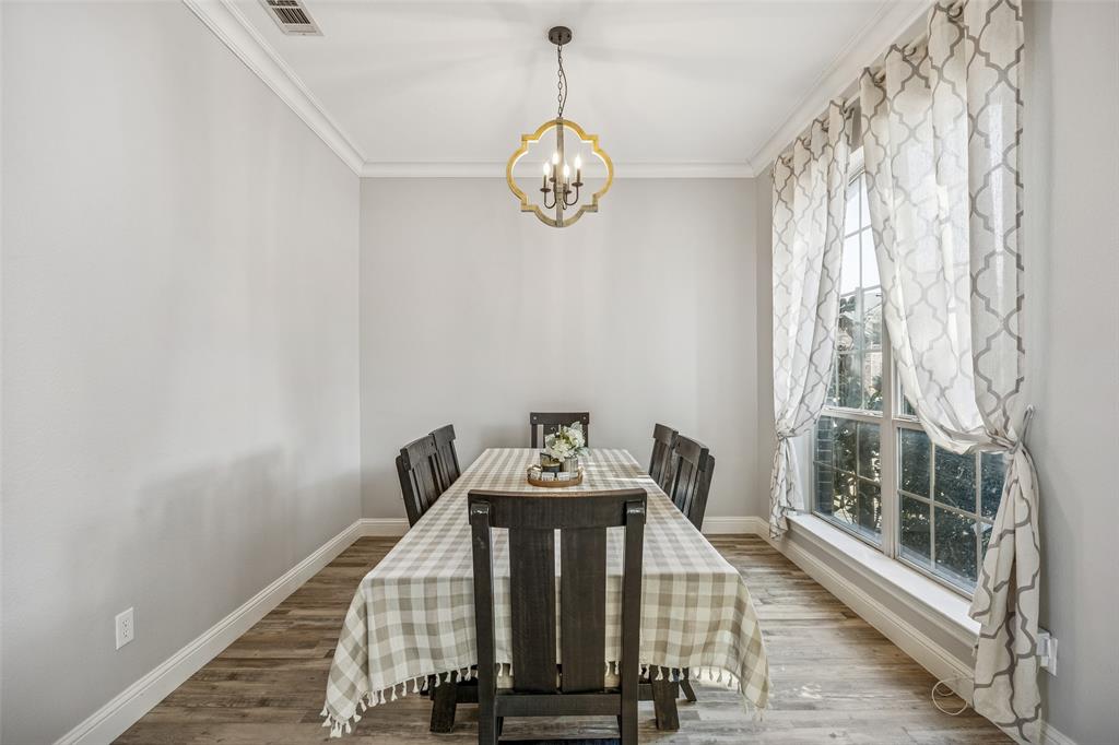 8100 Caelan Court McKinney, TX 75071 - Photo 6 of 37