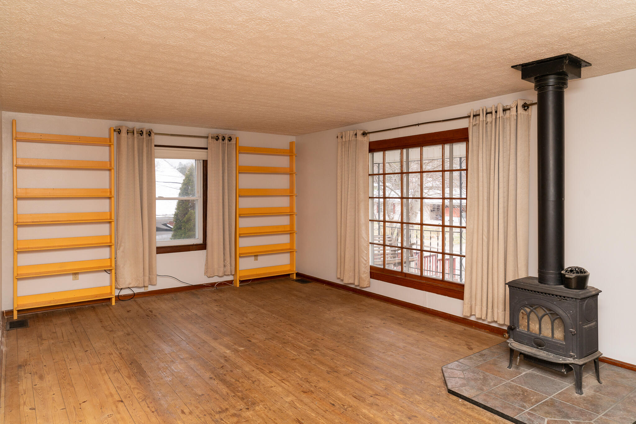 113 Cherry Road Berea, KY 40403 - Photo 7 of 33 DSC03630