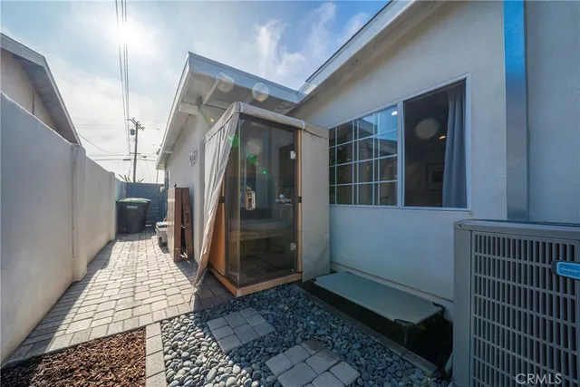 $1,450,000 | 348 Hamilton Street, Costa Mesa, CA 92627