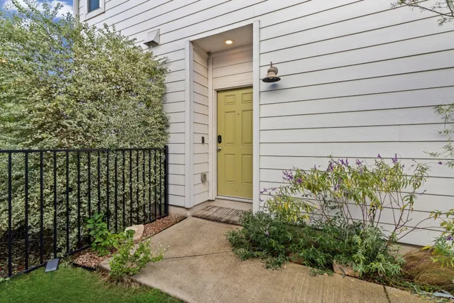 $2,350 | 7116 Silver Star Lane, Unit 75, Austin, TX 78744