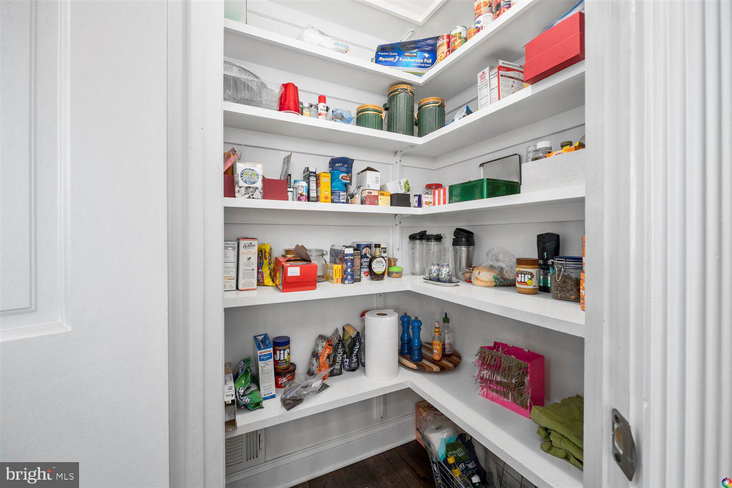 3008 Russell Road Alexandria, VA 22305 - Photo 20 of 56 Kitchen pantry