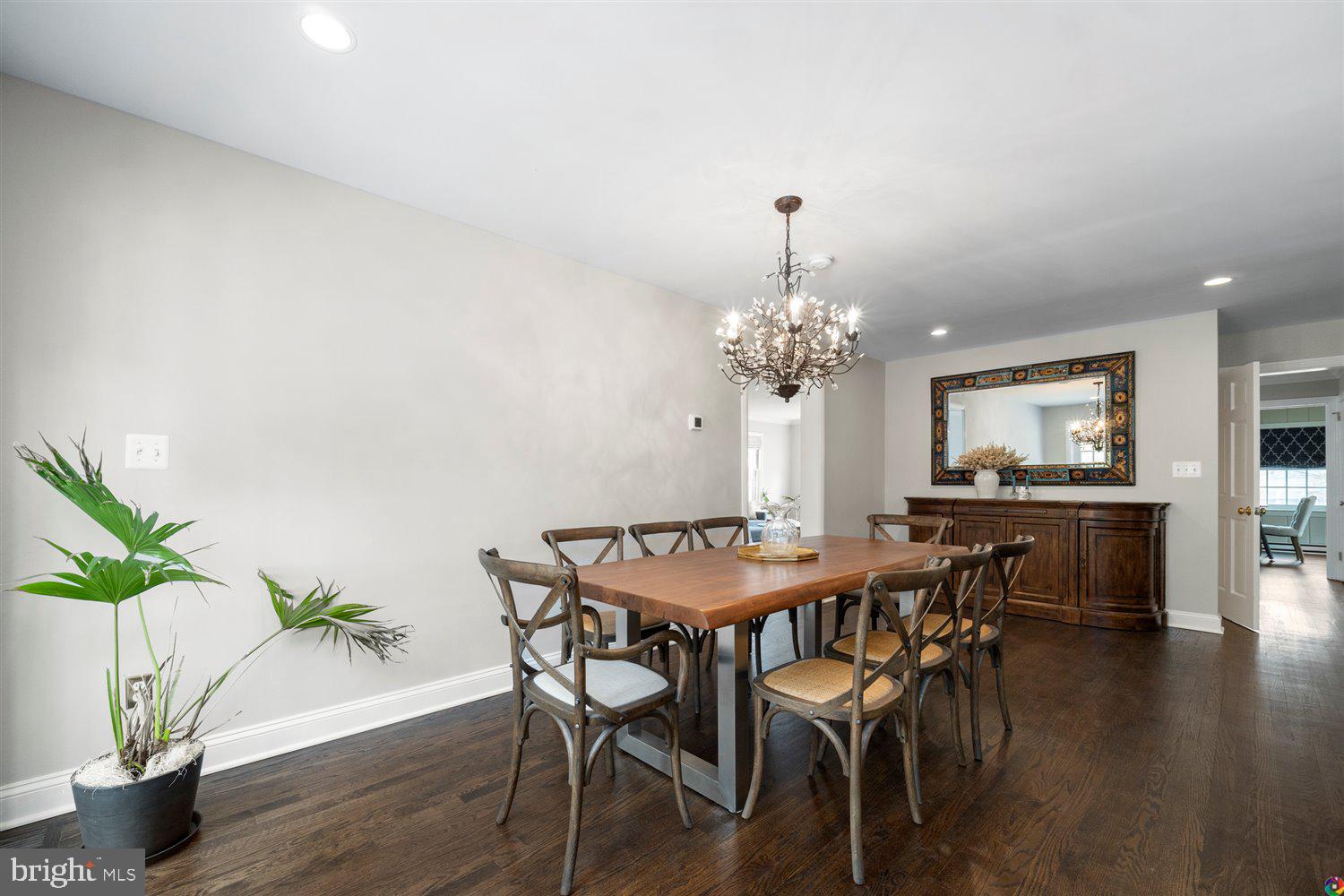 3008 Russell Road Alexandria, VA 22305 - Photo 23 of 56 Dining Room