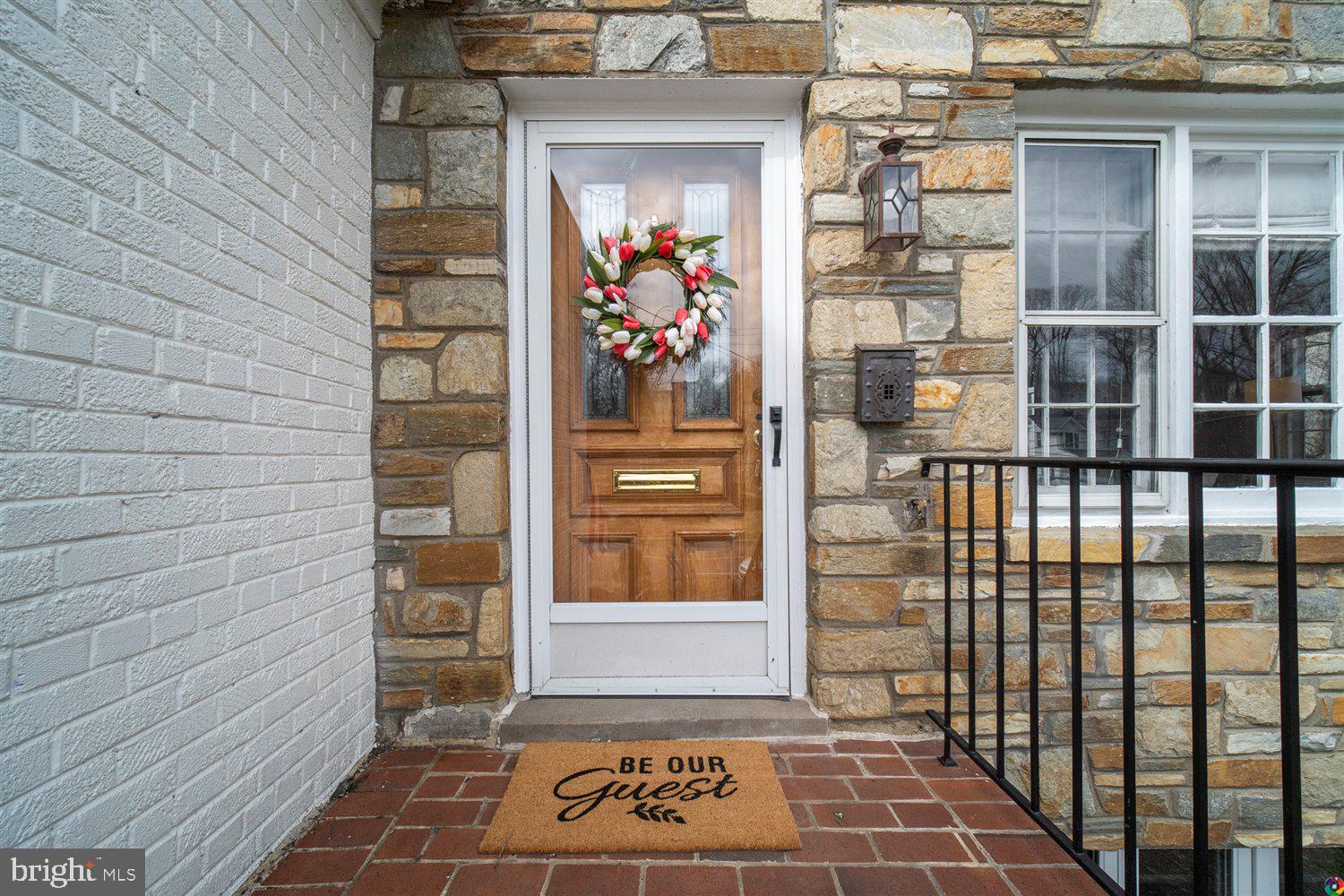 3008 Russell Road Alexandria, VA 22305 - Photo 4 of 56